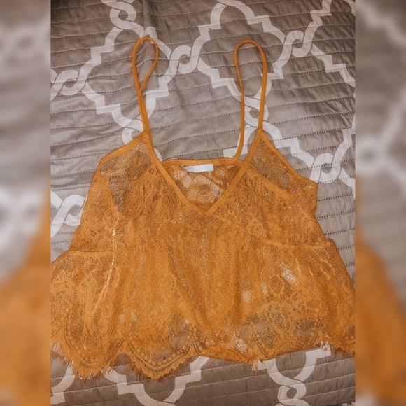 Zara Tops - Top Zara Tops - Top